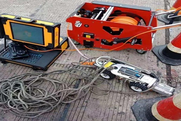 泗洪CCTV管道检测机器人