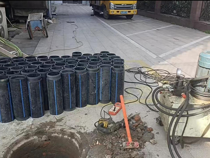 泗洪PE置换管厂家 DN315置换管 非开挖管短管置换